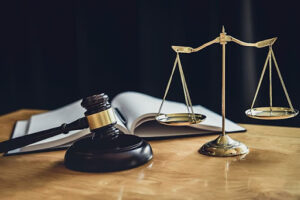 Leia mais sobre o artigo Justiça Estadual x Justiça Federal: Entenda as Diferenças e Onde Cada Uma Atua